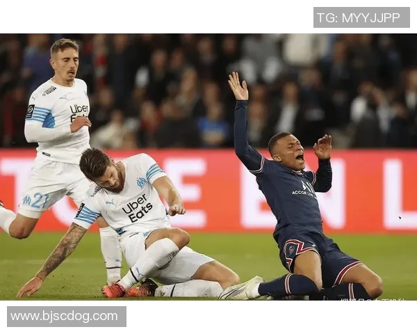 足球传奇初次对决：那些伟大球星的首次交锋背后故事